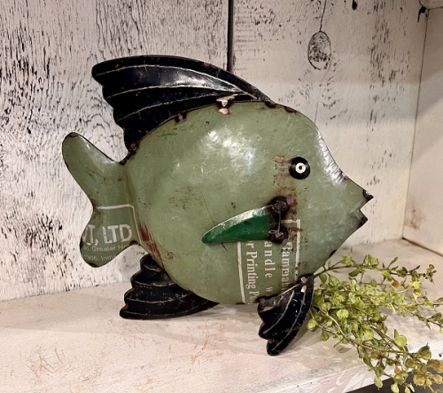 FISH GREEN STANDING *NEW*